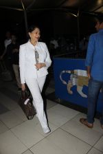 Simi Garewal snapped at airport on 21st March 2016